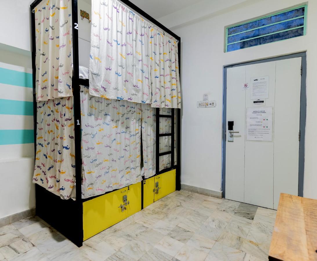 Moustache Udaipur Hostel ภายนอก รูปภาพ