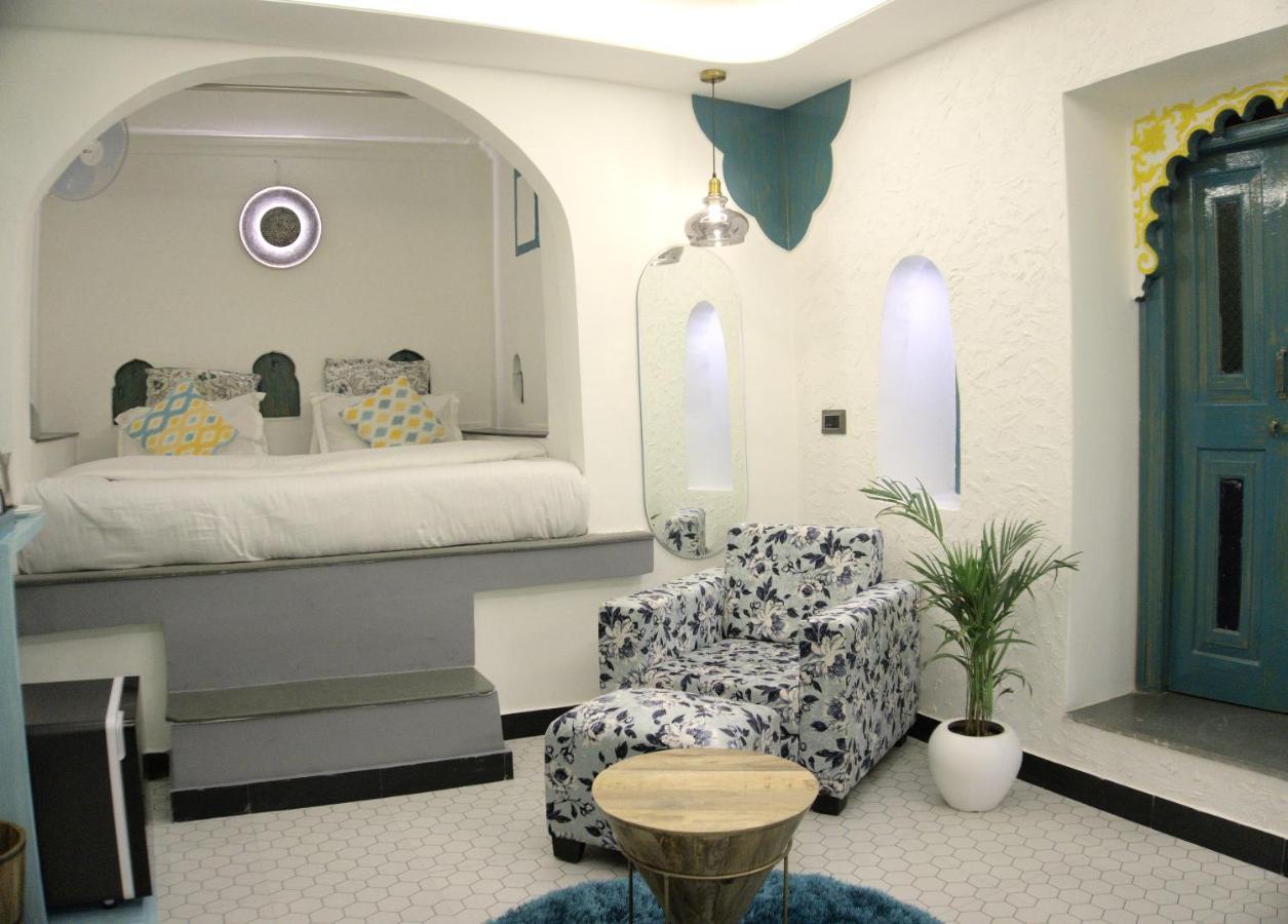 Moustache Udaipur Hostel ภายนอก รูปภาพ