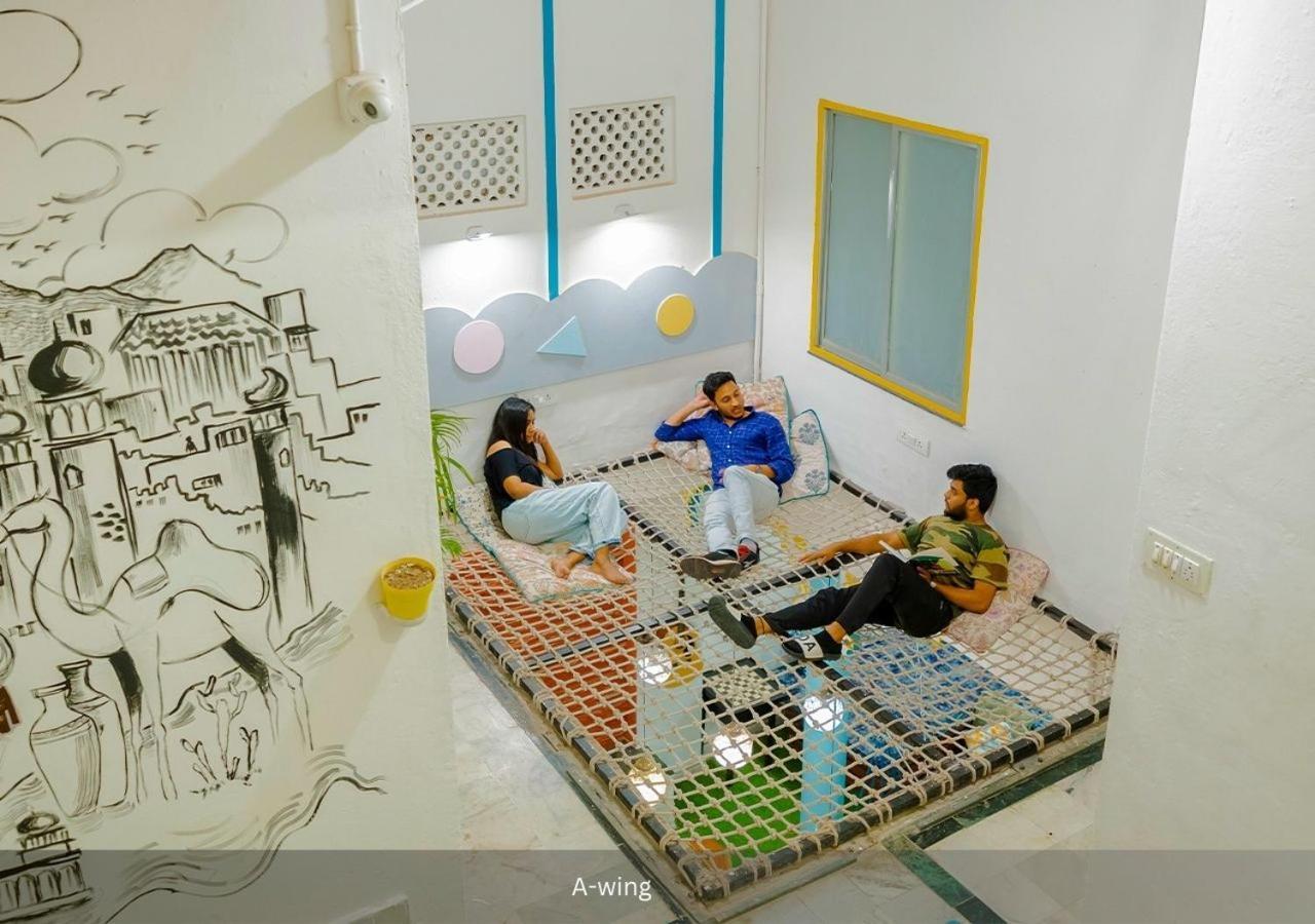 Moustache Udaipur Hostel ภายนอก รูปภาพ