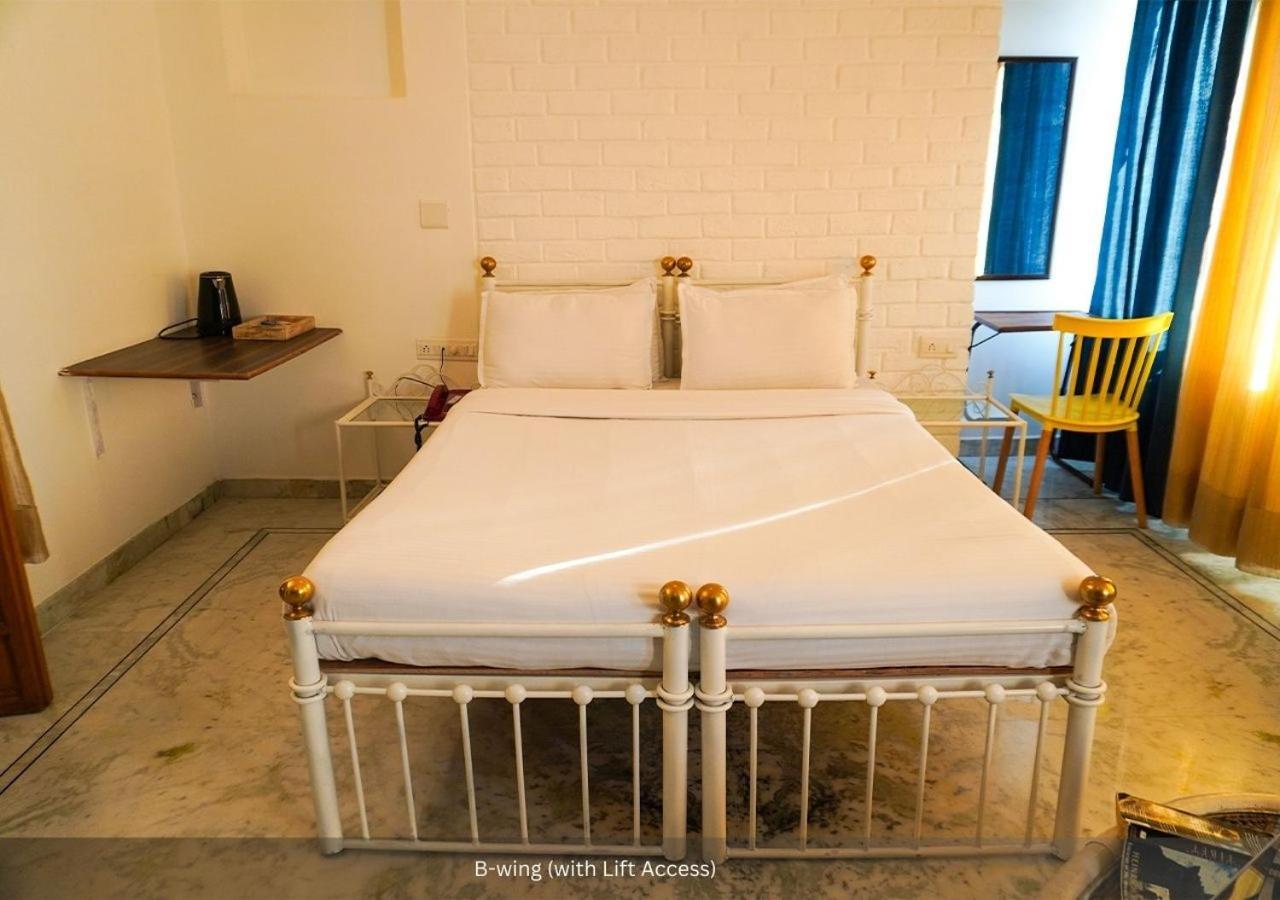 Moustache Udaipur Hostel ภายนอก รูปภาพ